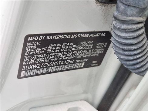 Used 2017 BMW X3 sDrive28i RWD image 15