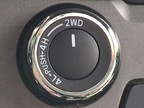Used 2022 Toyota Tacoma TRD Sport AWD/4WD image 21