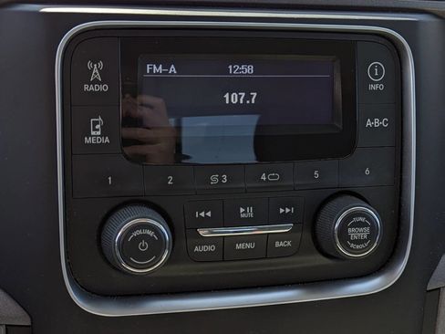 Used 2014 RAM 1500 Express RWD image 17