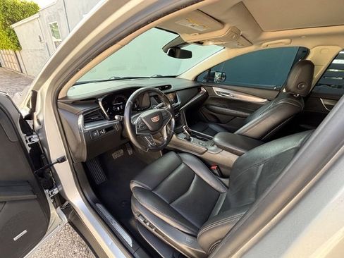 Used 2019 Cadillac XT5 Premium Luxury image 30