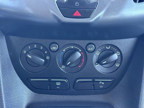 Used 2017 Ford Transit Connect XL image 22