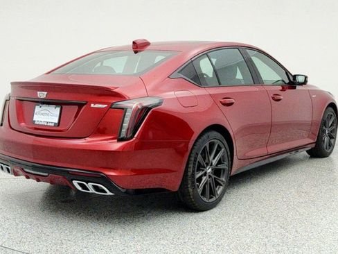 Used 2025 Cadillac CT5 V image 5