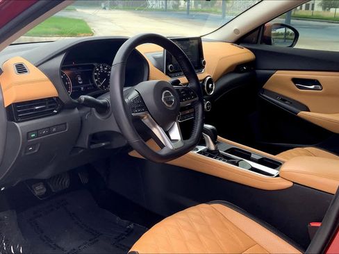 Used 2021 Nissan Sentra SV w/ SV Premium Package image 17