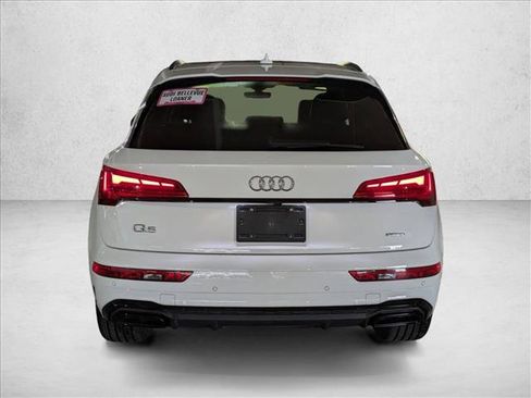 Certified 2025 Audi Q5 2.0T Premium image 7