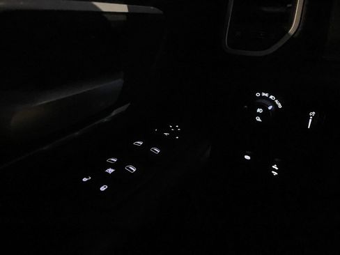 Used 2021 RAM 1500 Big Horn image 15