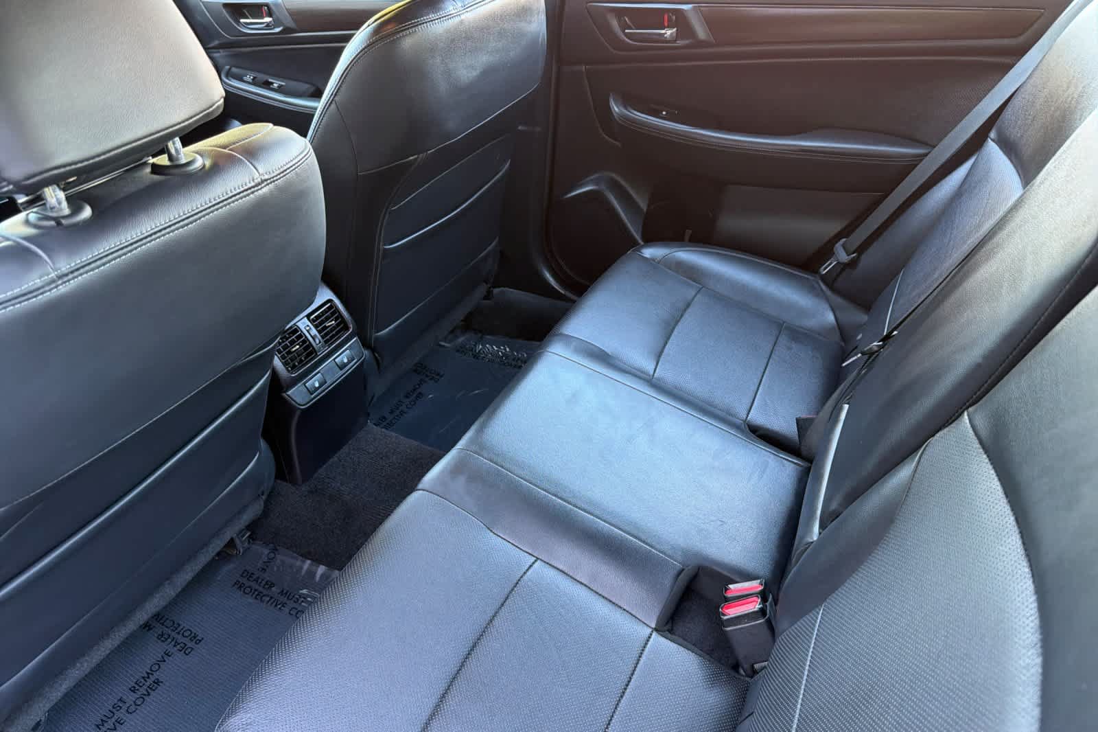 Used 2015 Subaru Legacy 3.6R Limited AWD/4WD image 4