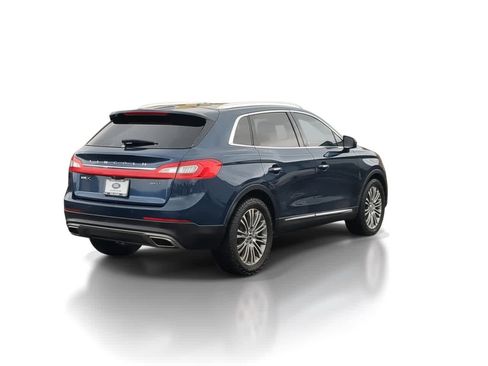 Used 2017 Lincoln MKX Reserve w/ Lincoln MKX Climate Package image 8