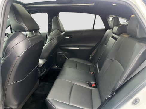 Used 2024 Toyota Venza Limited image 25