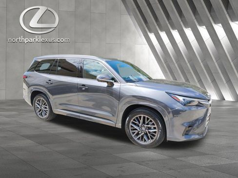 Used 2025 Lexus TX 350 FWD w/ Technology Package image 5