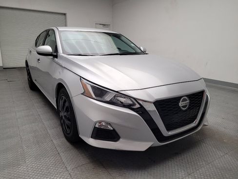 Used 2019 Nissan Altima 2.5 S image 14