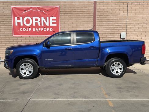 Used 2016 Chevrolet Colorado LT w/ LT Convenience Package RWD image 2