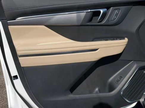 New 2026 Buick Enclave Preferred w/ Super Cruise Package image 17