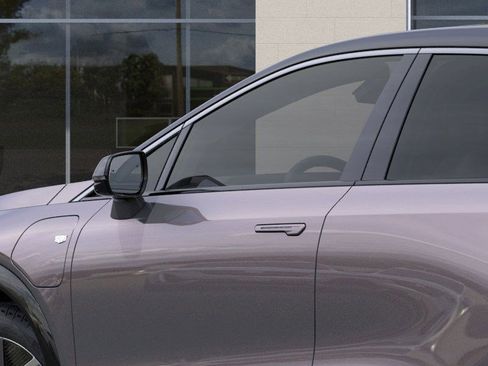 New 2025 Cadillac Optiq Luxury 1 w/ LPO, Floor Liner Package image 12