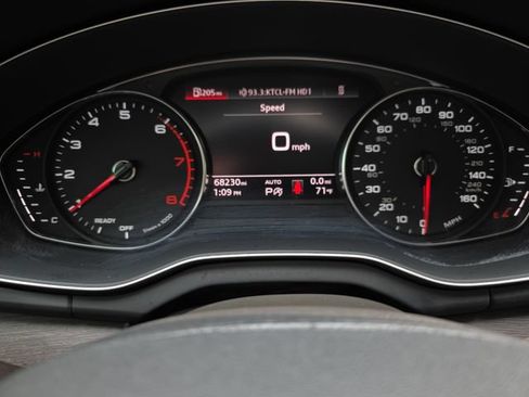 Used 2022 Audi Q5 2.0T Premium AWD/4WD image 22
