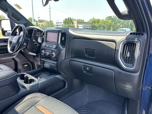 Used 2021 GMC Sierra 2500 AT4 w/ AT4 Preferred Package AWD/4WD image 29