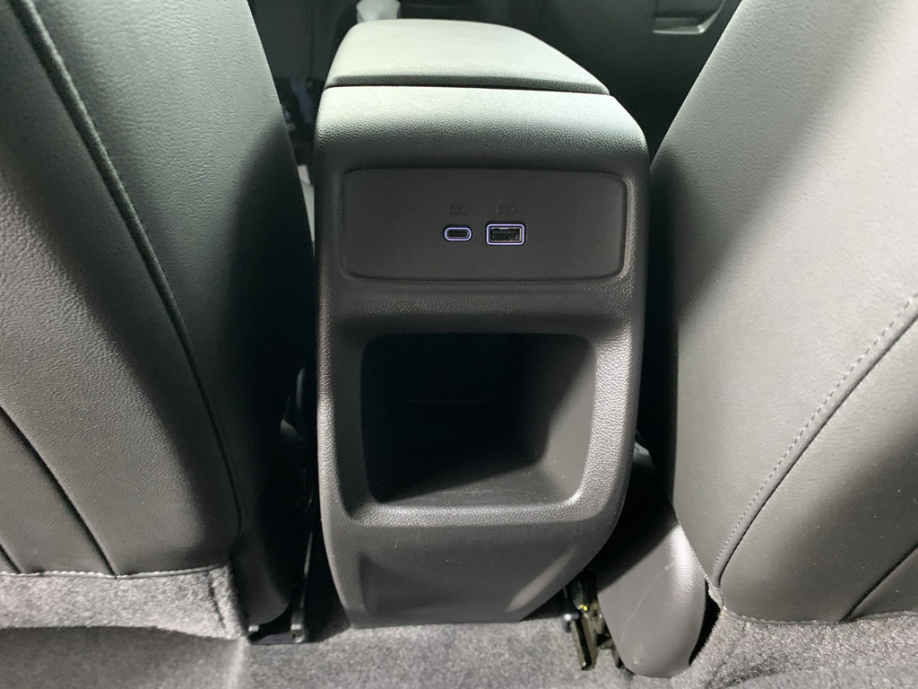 Used 2025 Chevrolet Trax LT FWD image 32