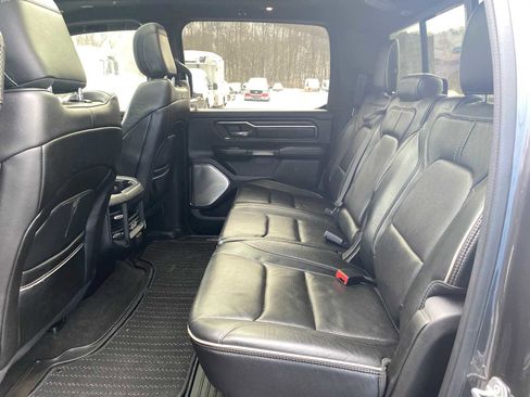 Used 2019 RAM 1500 Limited image 9