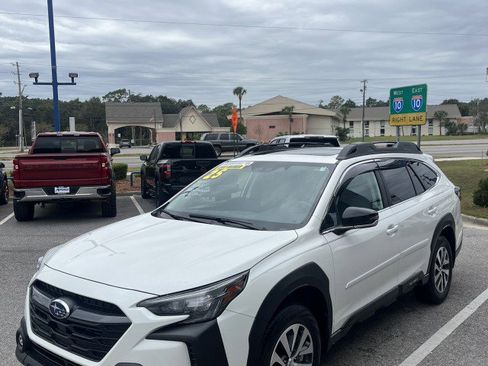 Certified 2025 Subaru Outback Premium image 7