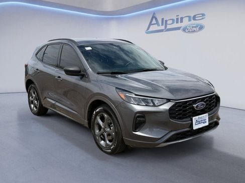 Used 2023 Ford Escape ST-Line AWD/4WD image 7