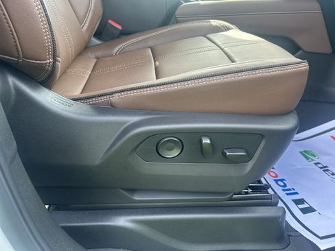 Used 2026 Chevrolet Tahoe High Country w/ LPO, Illumination Package RWD image 20