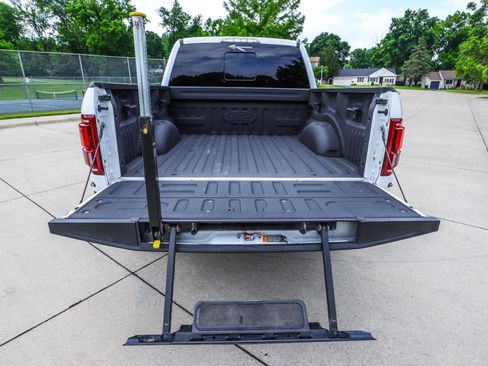Used 2019 Ford F150 Raptor w/ Equipment Group 802A Luxury AWD/4WD image 24