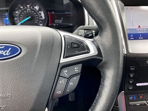 Used 2020 Ford Edge Titanium w/ Equipment Group 301A FWD image 25