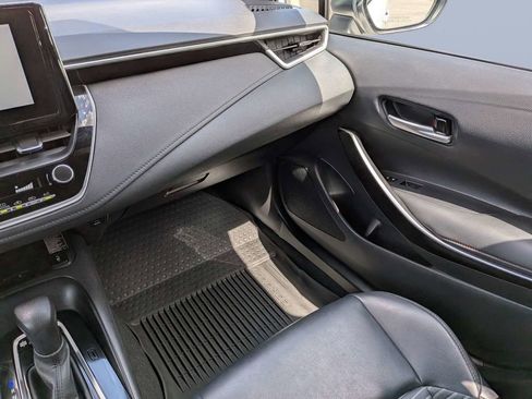 Used 2024 Toyota Corolla XSE FWD image 15