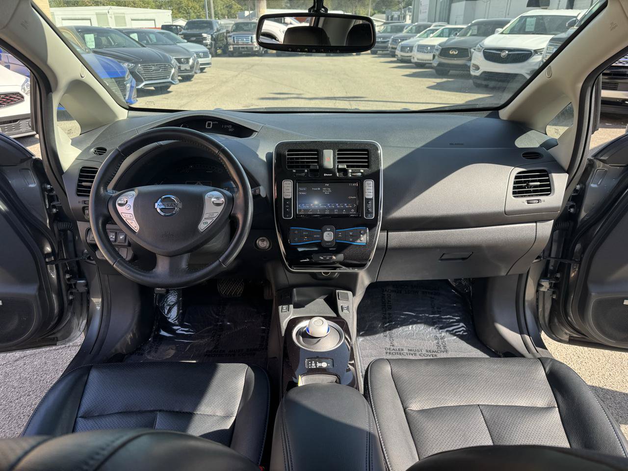 Used 2016 Nissan Leaf SL w/ Premium Package FWD image 23