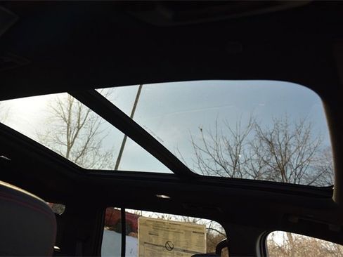 New 2026 Chevrolet Traverse RS image 13