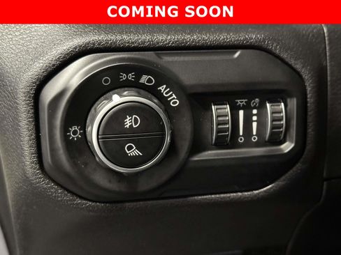 Used 2021 Jeep Gladiator Sport AWD/4WD image 21