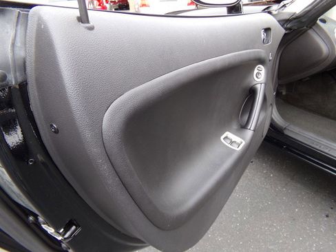 Used 2007 Pontiac Solstice Convertible w/ Premium Package RWD image 52