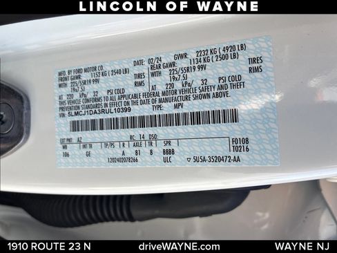 Certified 2024 Lincoln Corsair AWD w/ Equipment Group 101A image 30