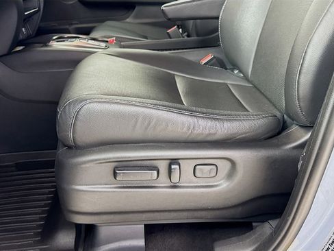 Used 2023 Honda Passport EX-L image 23