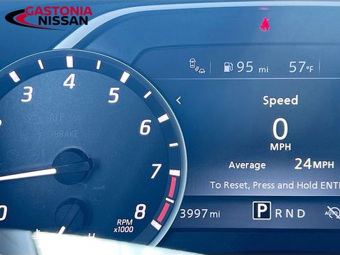 Used 2024 Nissan Frontier SV w/ Technology Package image 15