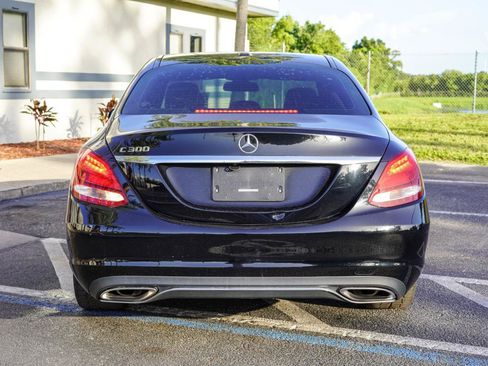 Used 2018 Mercedes-Benz C 300 Sedan image 5