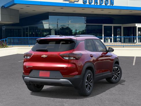 New 2026 Chevrolet TrailBlazer LT w/ LT Cold Weather Package AWD/4WD image 4