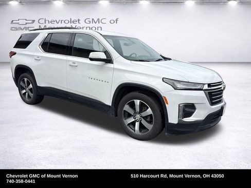 Used 2023 Chevrolet Traverse LT w/ LT Premium Package AWD/4WD image 9