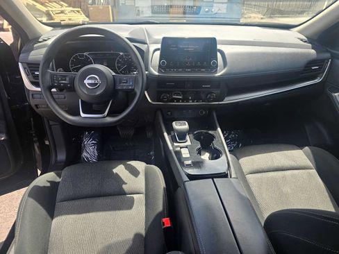 Used 2024 Nissan Rogue SV FWD image 19
