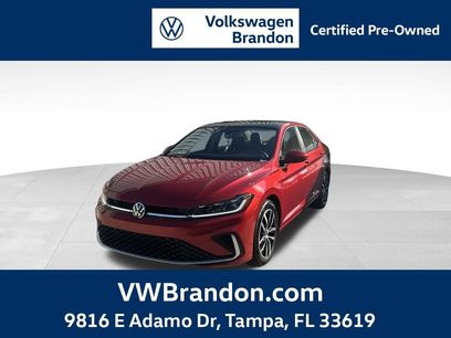 Used 2025 Volkswagen Jetta SE w/ Sunroof Package