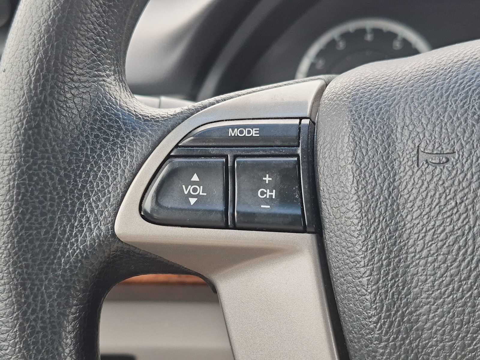 Used 2012 Honda Accord EX image 24