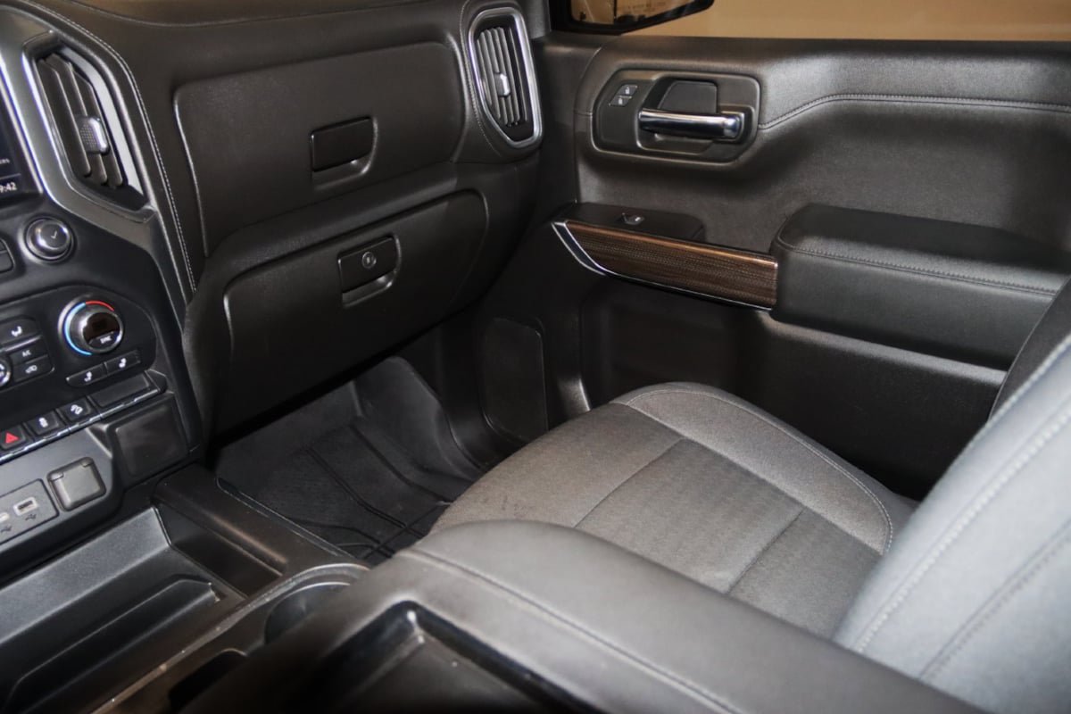 Used 2019 Chevrolet Silverado 1500 RST AWD/4WD image 55