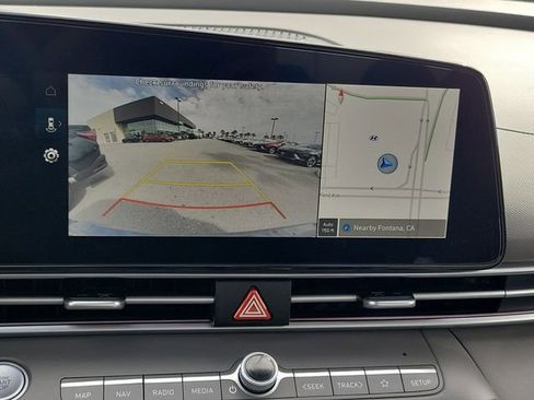 Certified 2025 Hyundai Elantra SEL image 10