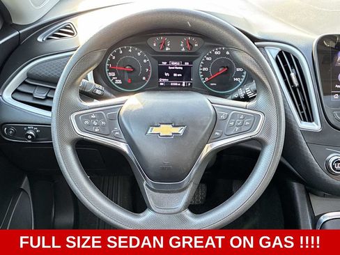 Used 2024 Chevrolet Malibu LT FWD image 18