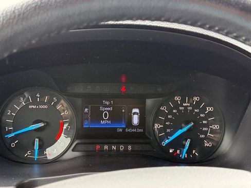 Used 2017 Ford Explorer XLT FWD image 31