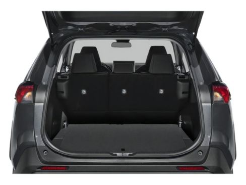 Used 2023 Toyota RAV4 LE AWD/4WD image 11