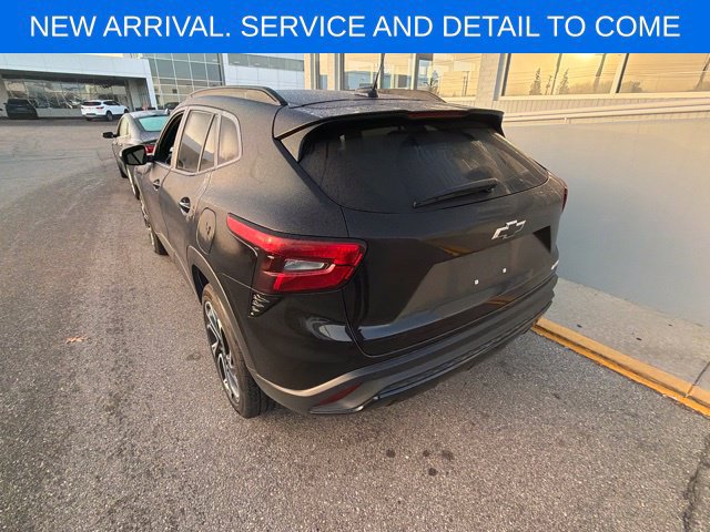 Certified 2026 Chevrolet Trax RS w/ Sunroof Package FWD image 13