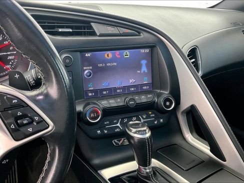 Used 2015 Chevrolet Corvette Stingray Z51 w/ 2LT Preferred Equipment Group image 9