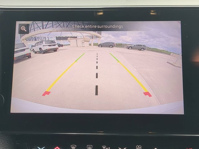 New 2027 Jeep Grand Cherokee Limited RWD image 24