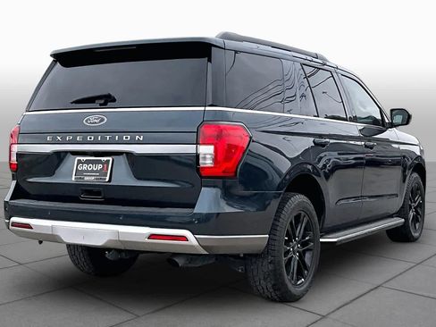 Used 2022 Ford Expedition XLT AWD/4WD image 12
