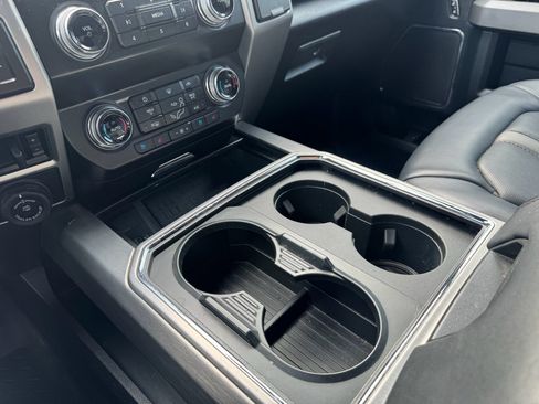 Used 2021 Ford F450 Platinum w/ FX4 Off-Road Package image 25